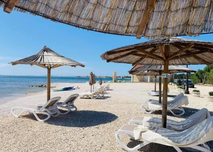 Darko Апартаменты Вир