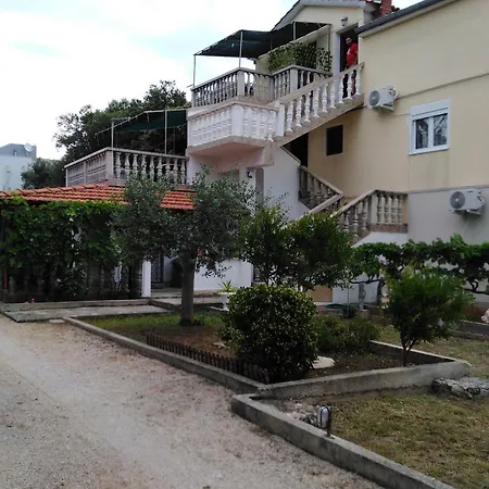 Darko Apartment