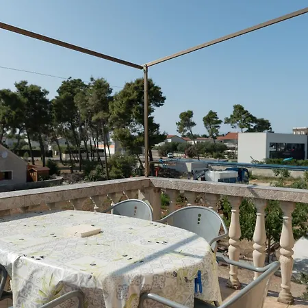 Apartamento Darko Vir