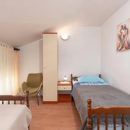 Apartamento Darko Vir